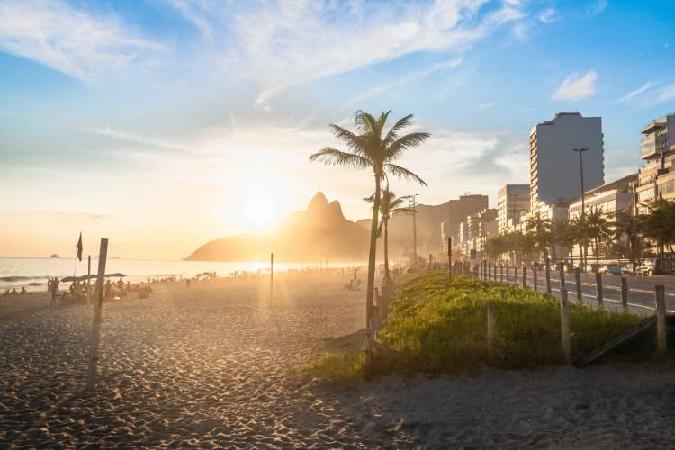 viagens pelo litoral da América Latina